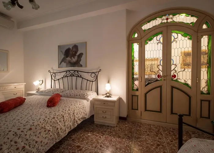 Ideal For Large Groups 2 In The Same Building Center Of Near Vatican And Trastevere
