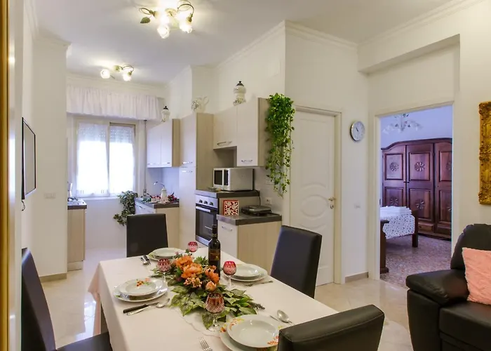 Ideal For Large Groups 2 In The Same Building Center Of Near Vatican And Trastevere Apartamento *