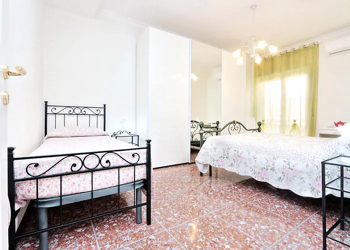 Ideal For Large Groups 2 In The Same Building Center Of Near Vatican And Trastevere Apartamento Roma